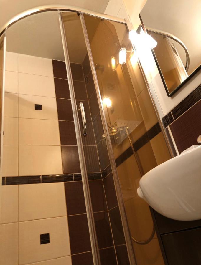 Viola Apartment ชกลาร์สกา ปอเรมบา ภายนอก รูปภาพ